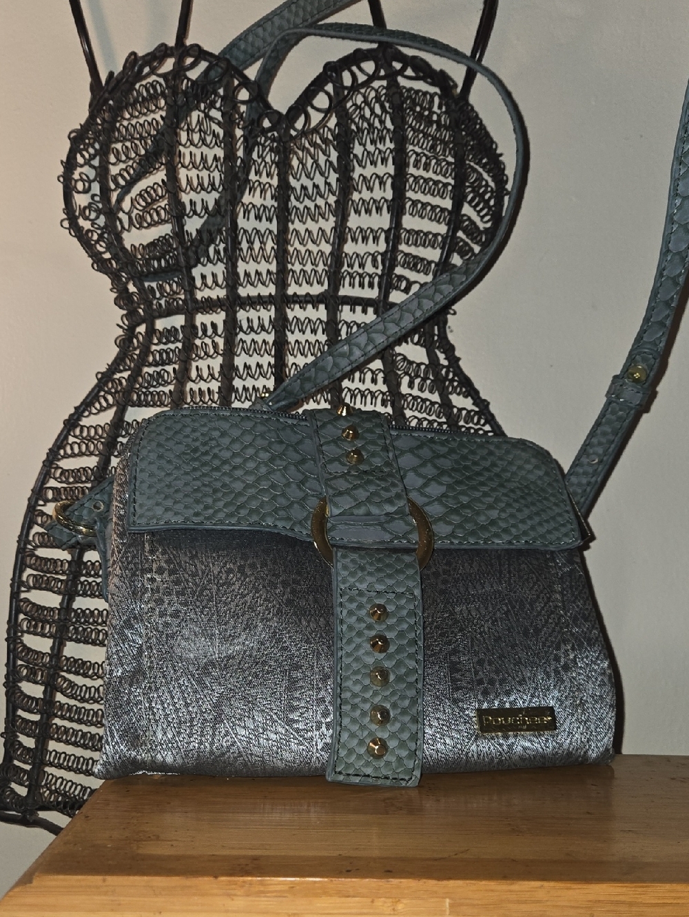 Faux-Snakeskin Crossbody Bag in Teal Blue -